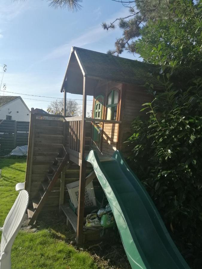 Gite Appartement "Le Bel Etage" Jacuzzi Piscine 6 Personnes Godinne Exterior photo